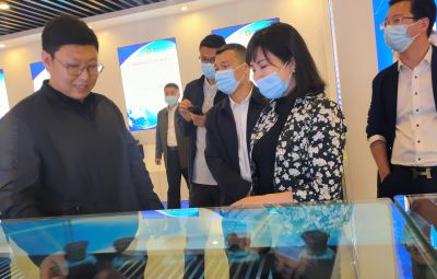市政协副主席、市工商联主席唐世云到amjs澳金沙门走访调研